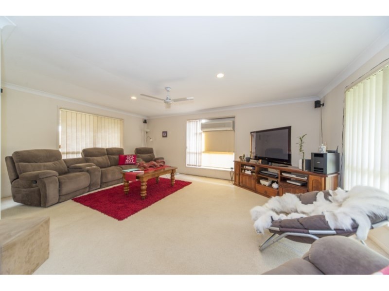 7 Maidstone Place, Parkwood QLD 4214