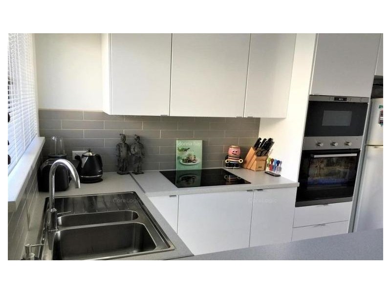 12/224 Marine Parade, Labrador QLD 4215