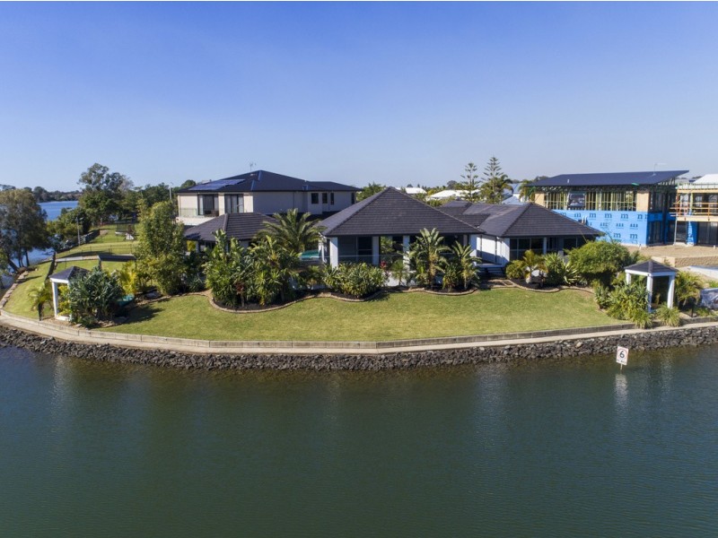 24 North Bank Court, Helensvale QLD 4212