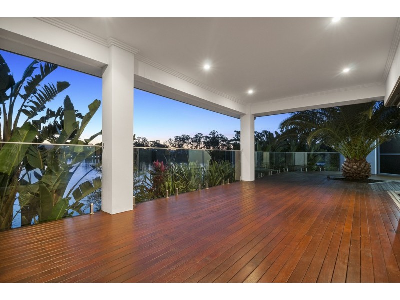 24 North Bank Court, Helensvale QLD 4212