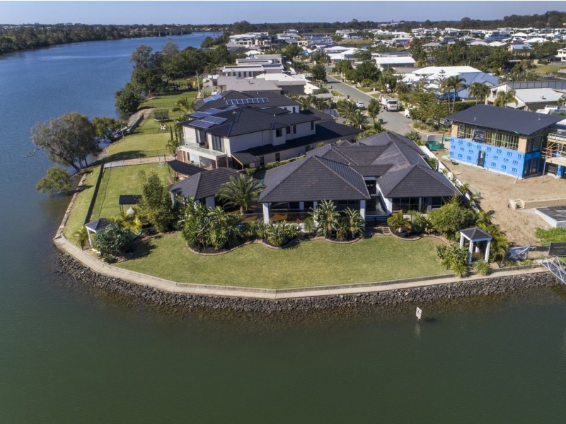 24 North Bank Court, Helensvale QLD 4212