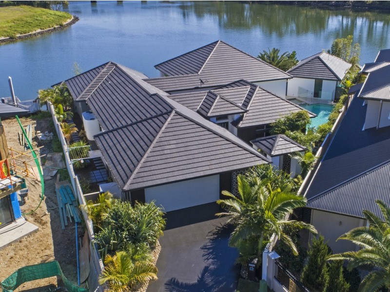 24 North Bank Court, Helensvale QLD 4212