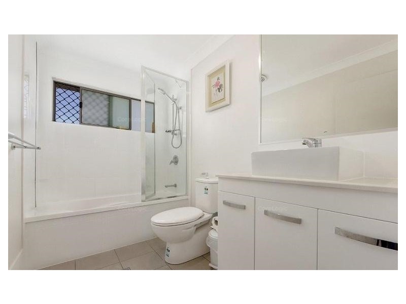 31/177 Central Street, Labrador QLD 4215