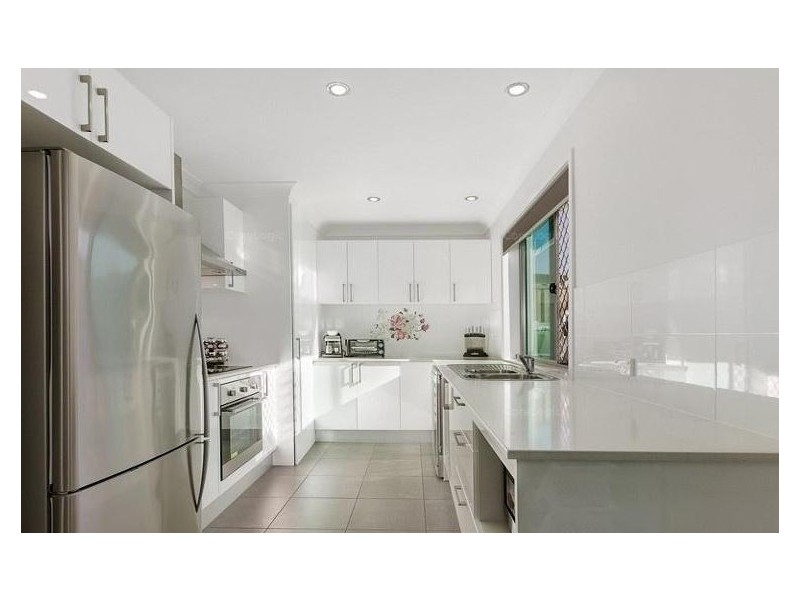 31/177 Central Street, Labrador QLD 4215