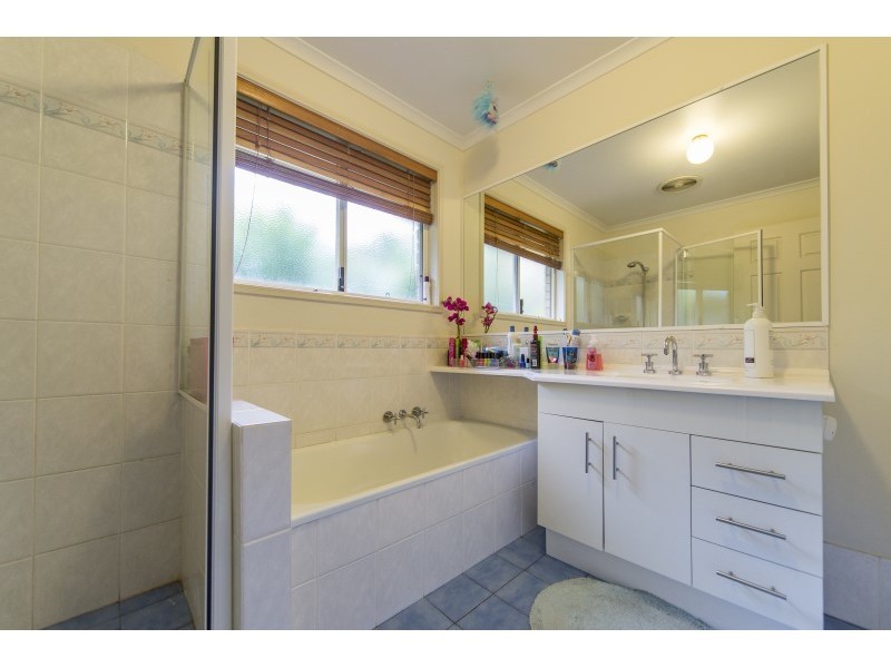 21 Palmerston Drive, Oxenford QLD 4210