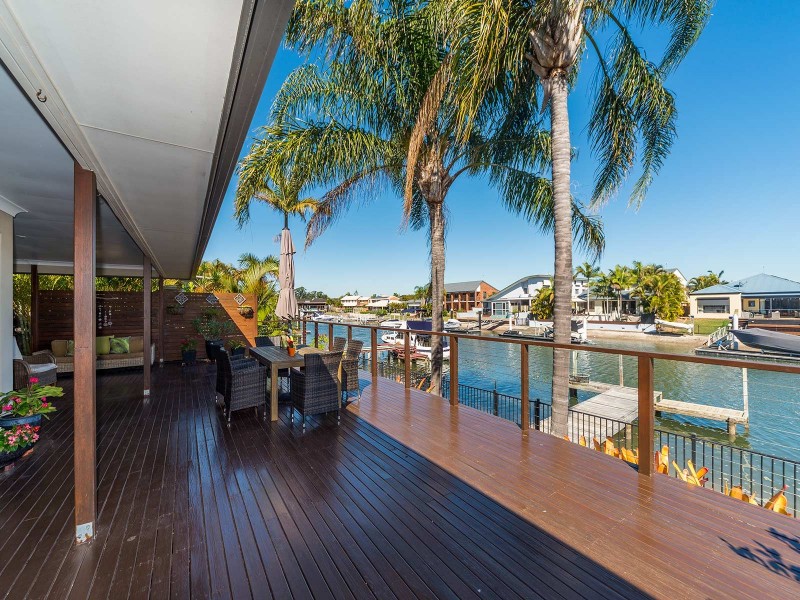 86 Oxley Drive, Paradise Point QLD 4216