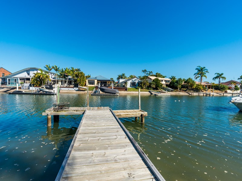 86 Oxley Drive, Paradise Point QLD 4216