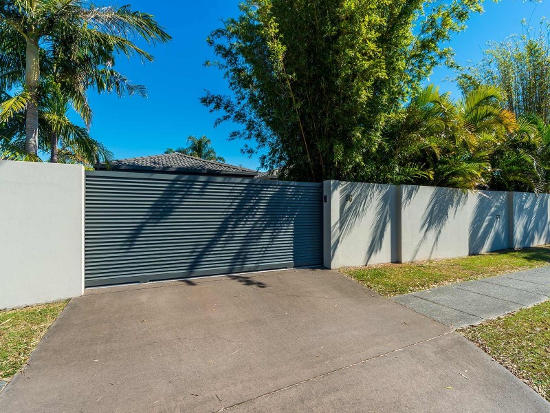 86 Oxley Drive, Paradise Point QLD 4216
