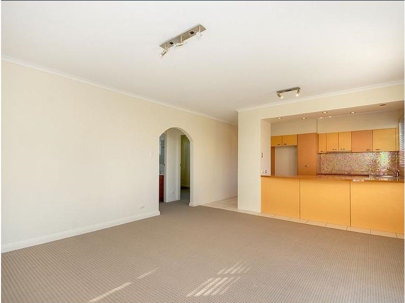 29/490 Marine Parade, Biggera Waters QLD 4216