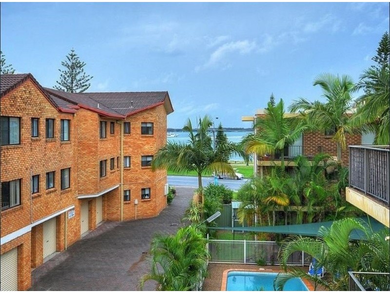 29/490 Marine Parade, Biggera Waters QLD 4216
