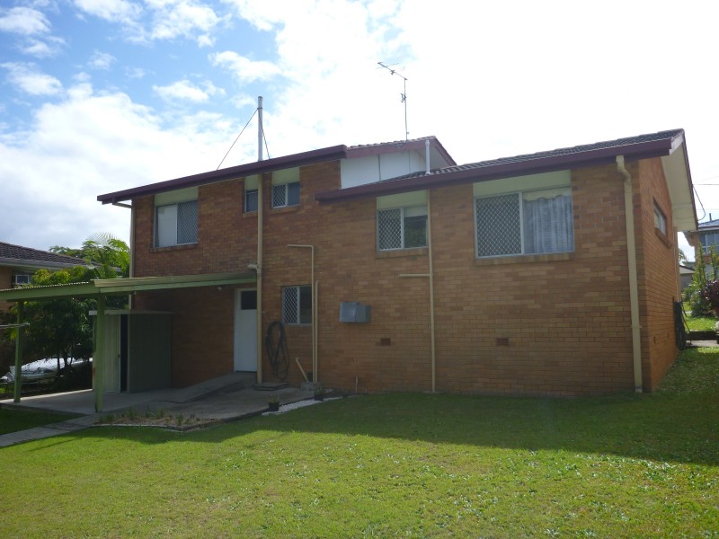 6 Ikana Court, Southport QLD 4215