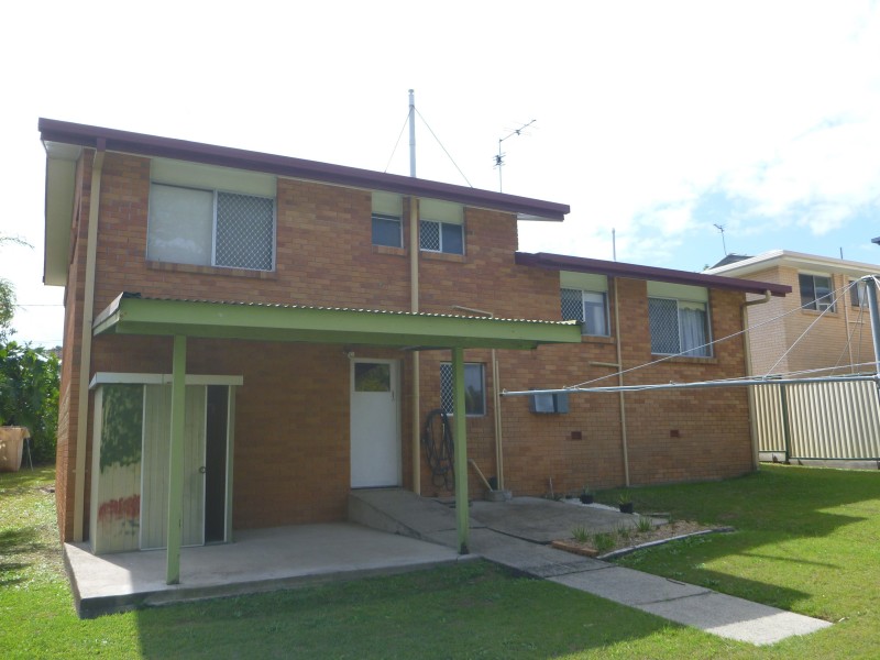 6 Ikana Court, Southport QLD 4215