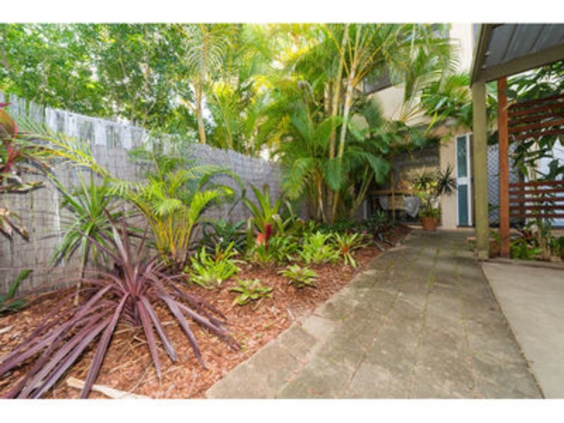 13/111 Little Usher Avenue, Labrador QLD 4215