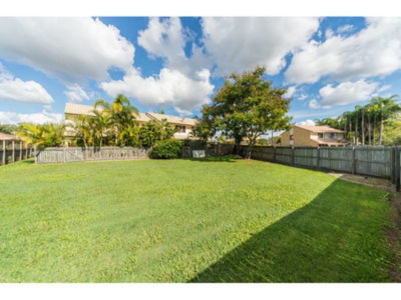 13/111 Little Usher Avenue, Labrador QLD 4215