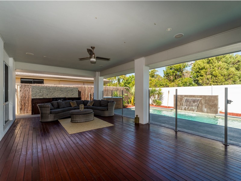 9 River Links Boulevard East, Helensvale QLD 4212