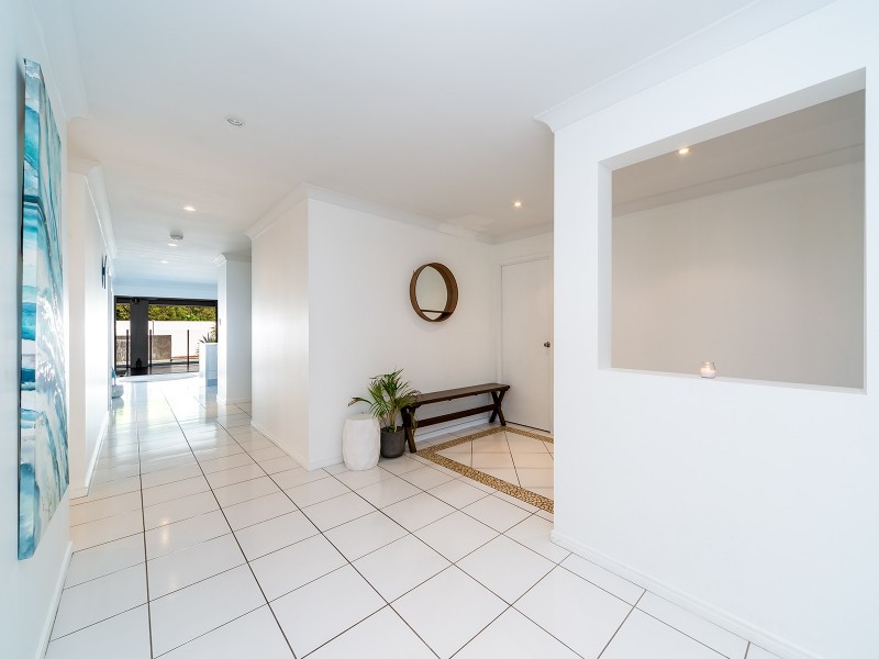 9 River Links Boulevard East, Helensvale QLD 4212