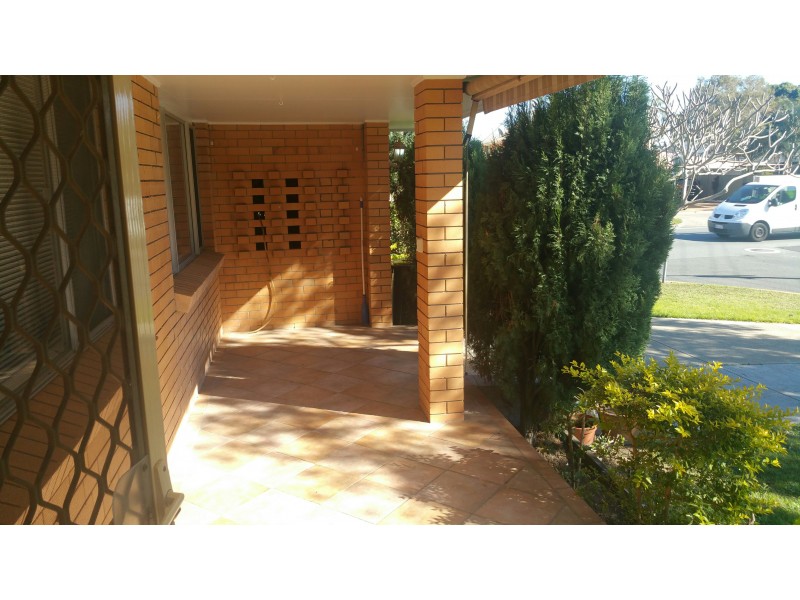 22 St Nicholas Drive, Biggera Waters QLD 4216