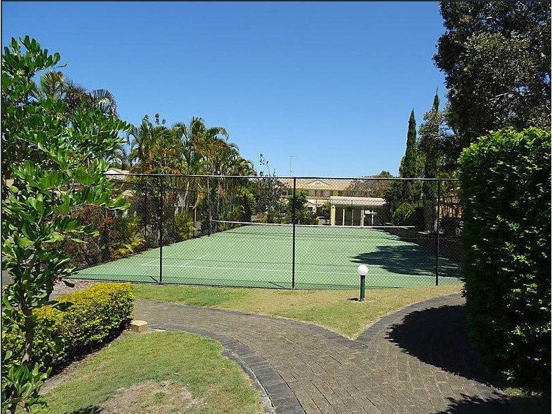 32/469 Pine Ridge Road, Runaway Bay QLD 4216