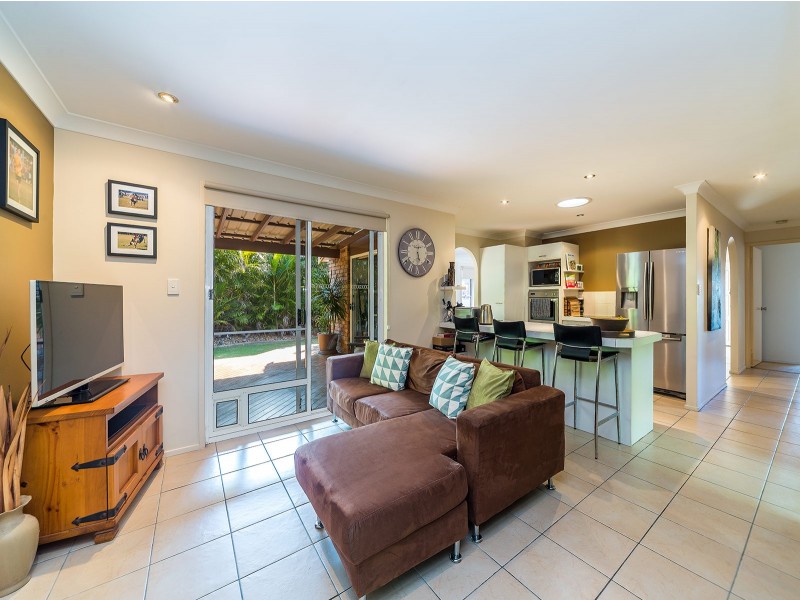 52 Gooding Drive, Coombabah QLD 4216
