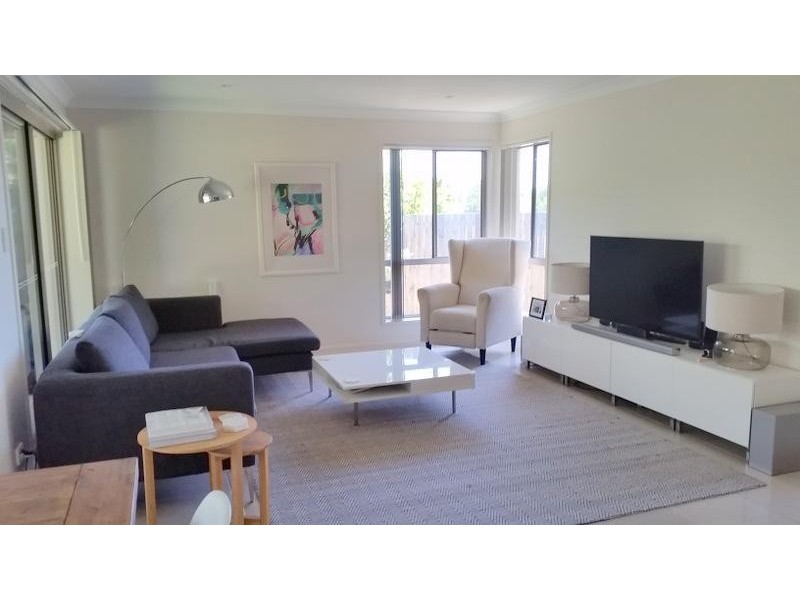 13B Morning Sun Court, Maudsland QLD 4210