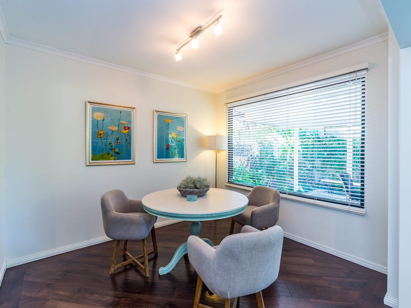 41 Bruce Avenue, Paradise Point QLD 4216