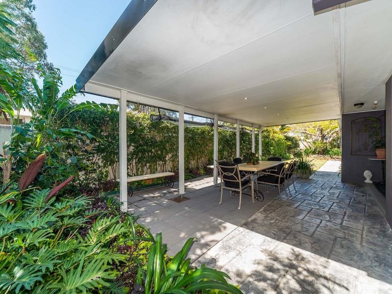41 Bruce Avenue, Paradise Point QLD 4216