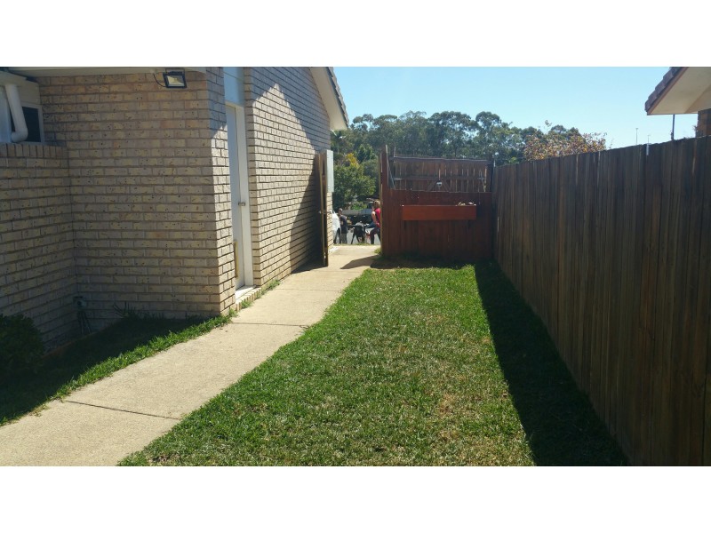 2/9 Clovelly Place, Labrador QLD 4215