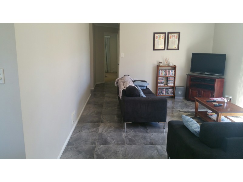 2/9 Clovelly Place, Labrador QLD 4215