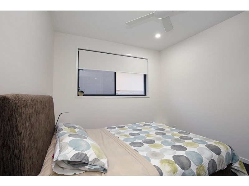 15 Pendragon Drive, Coomera Waters QLD 4209