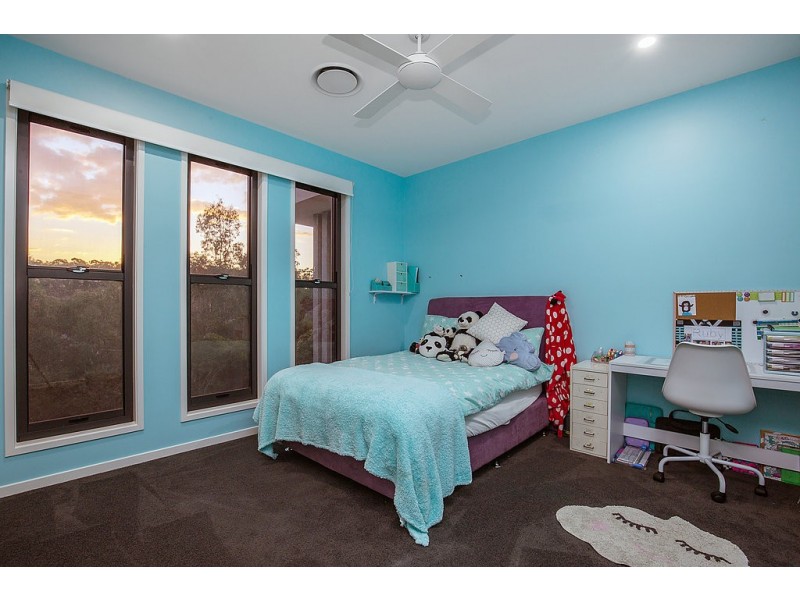 15 Pendragon Drive, Coomera Waters QLD 4209