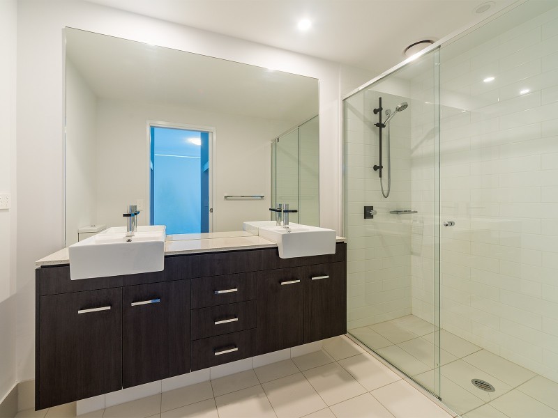 2201/25-31 East Quay Drive, Biggera Waters QLD 4216