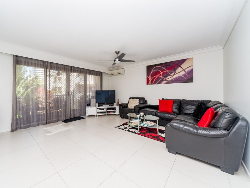 24/37 Bayview Street, Runaway Bay QLD 4216