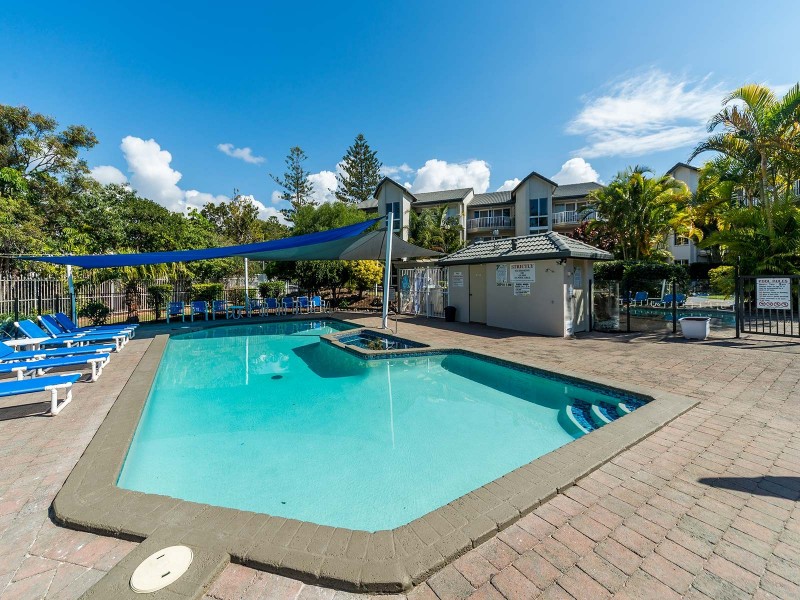 24/37 Bayview Street, Runaway Bay QLD 4216