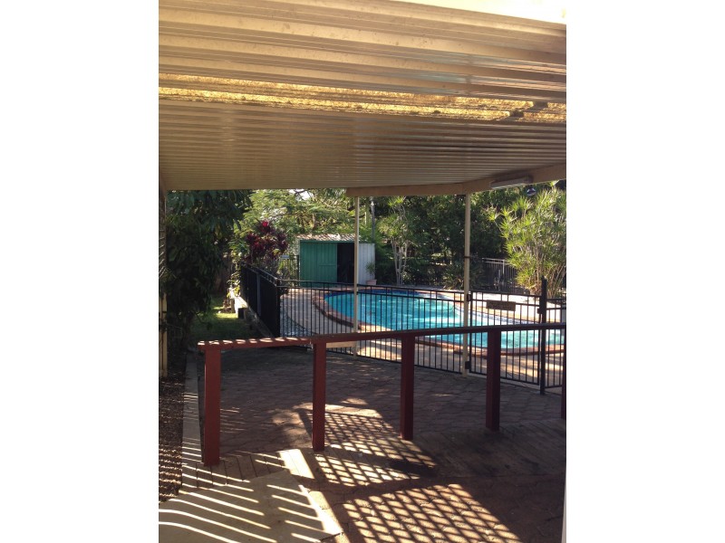 9 Wilson Street, Labrador QLD 4215