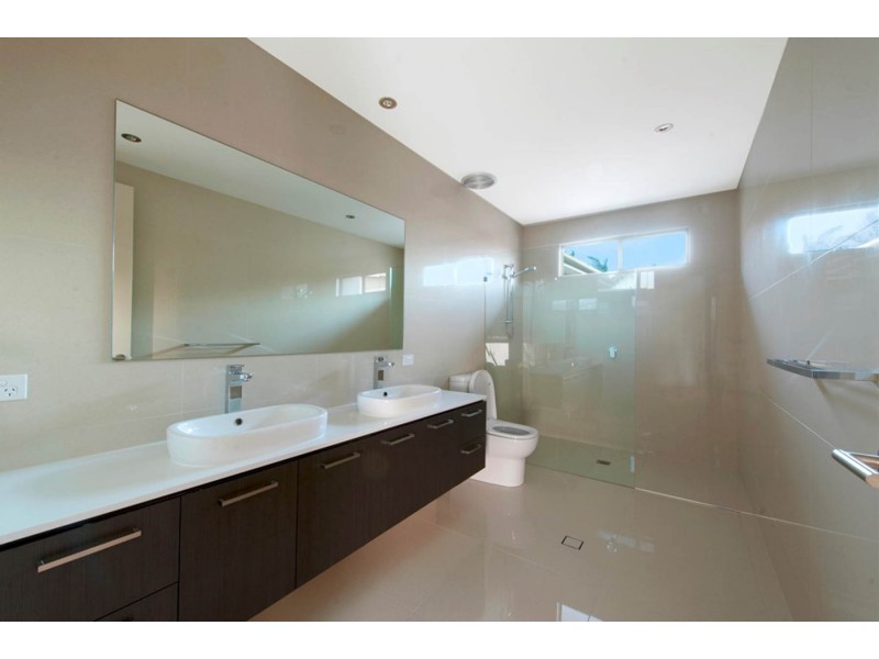 1/12 Topaz Court, Hollywell QLD 4216