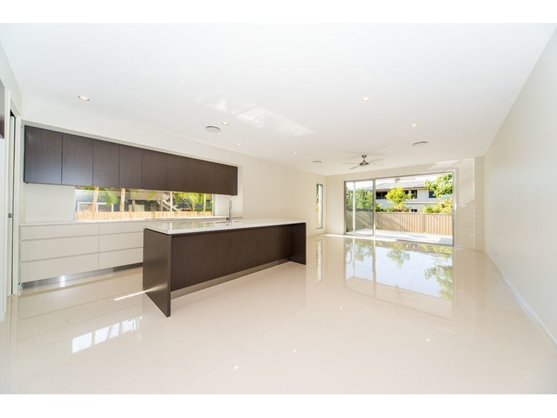 1/12 Topaz Court, Hollywell QLD 4216