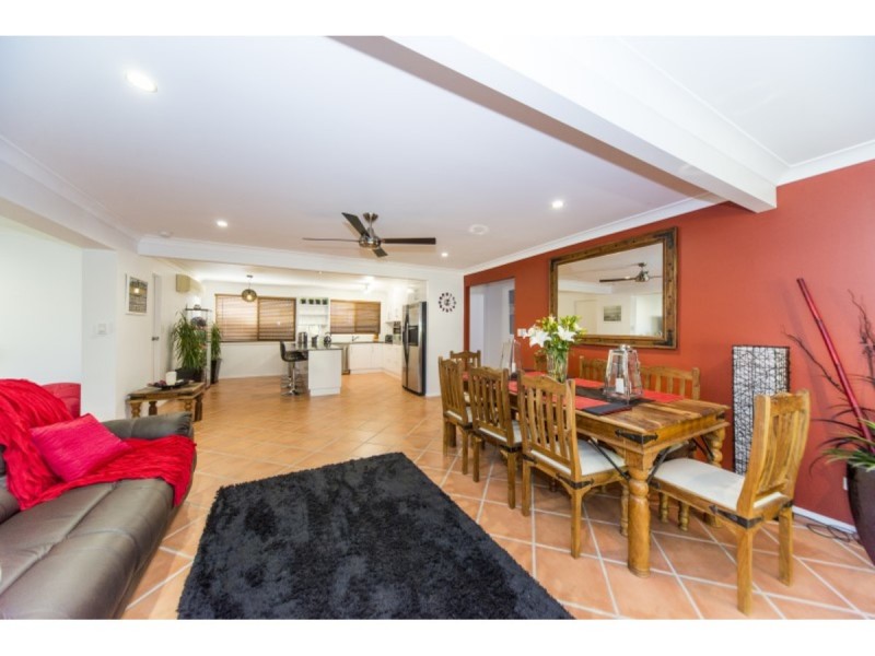 21 Matthew Flinders Drive, Hollywell QLD 4216