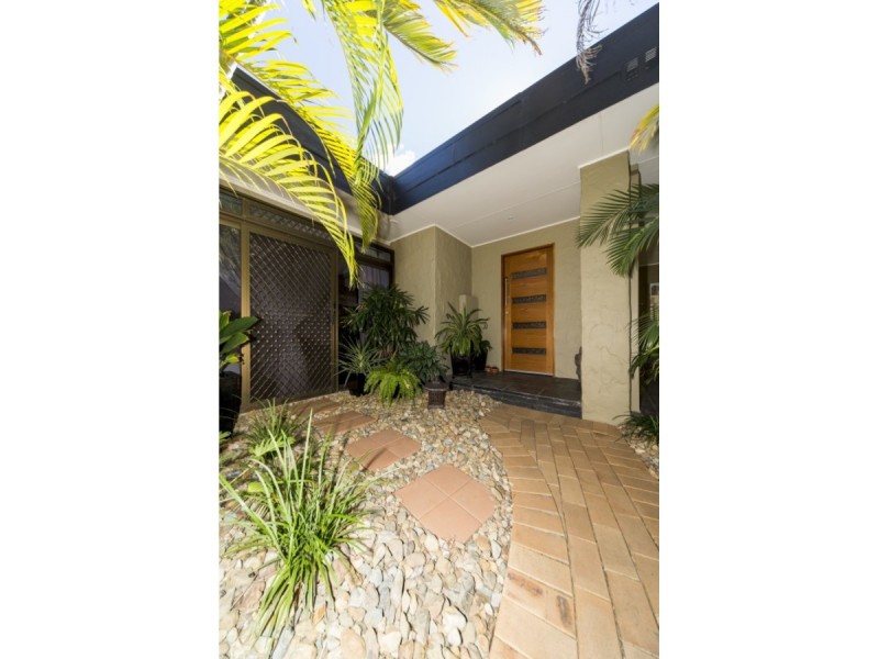 21 Matthew Flinders Drive, Hollywell QLD 4216