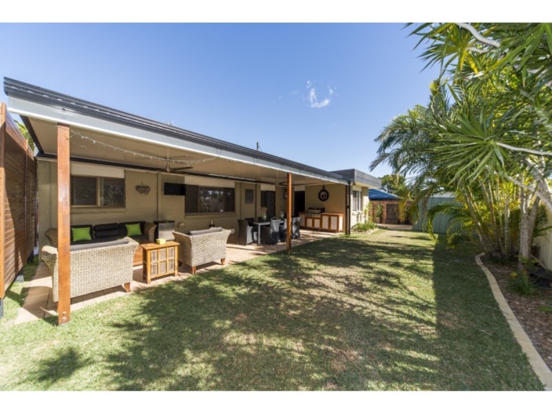 21 Matthew Flinders Drive, Hollywell QLD 4216