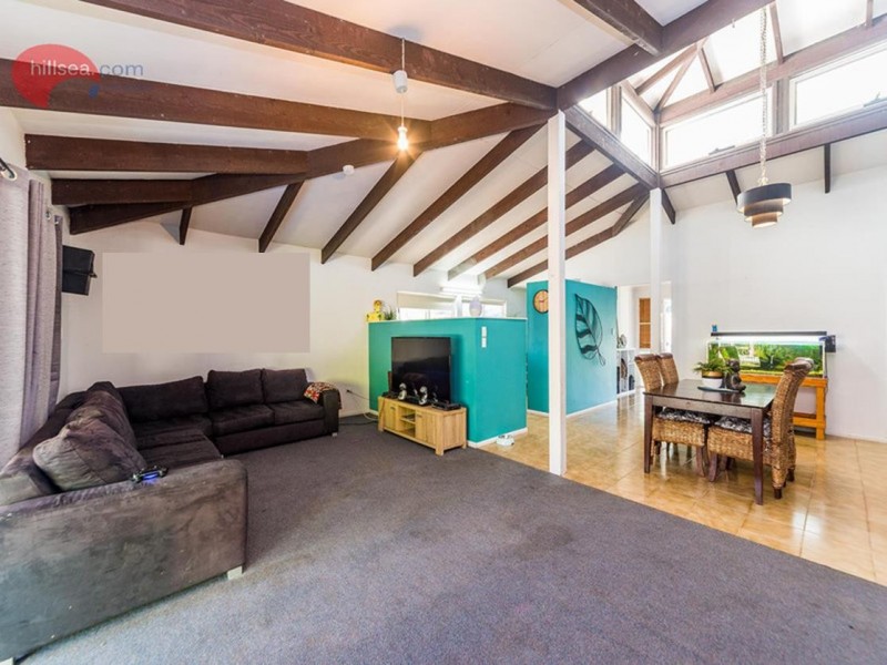 49 Riversdale Road, Oxenford QLD 4210