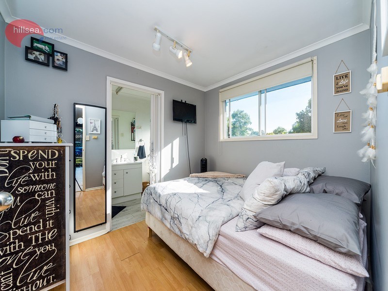 49 Riversdale Road, Oxenford QLD 4210