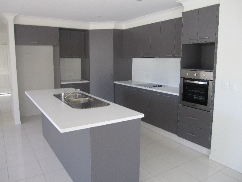 6 Lillypilly Court, Helensvale QLD 4212