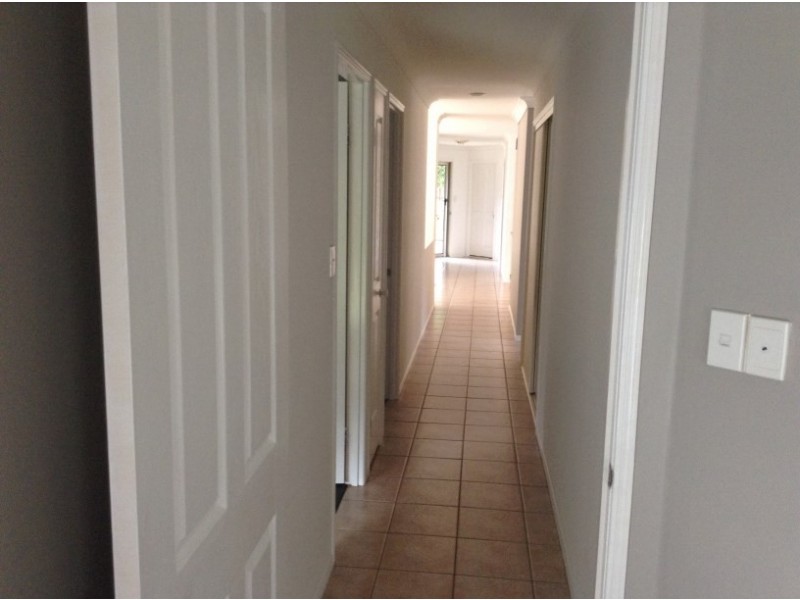 25 Georgia Street, Coombabah QLD 4216