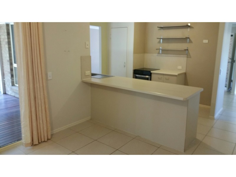 25 Floyd Court, Parkwood QLD 4214