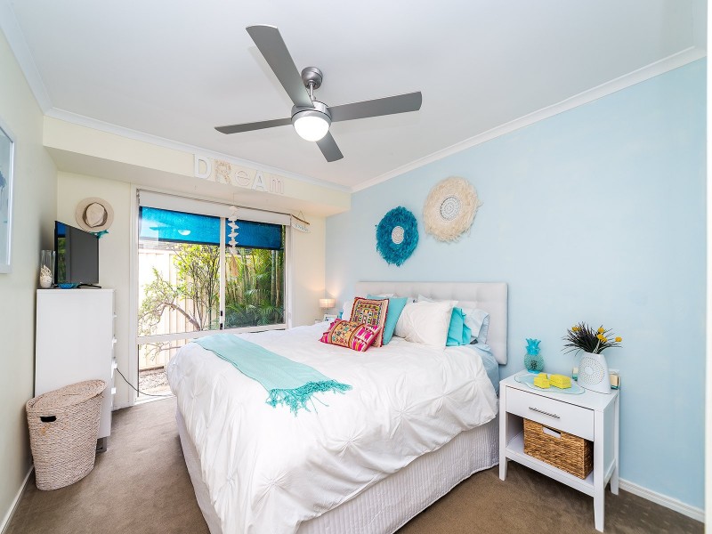 30 Walter Raleigh Crescent, Hollywell QLD 4216