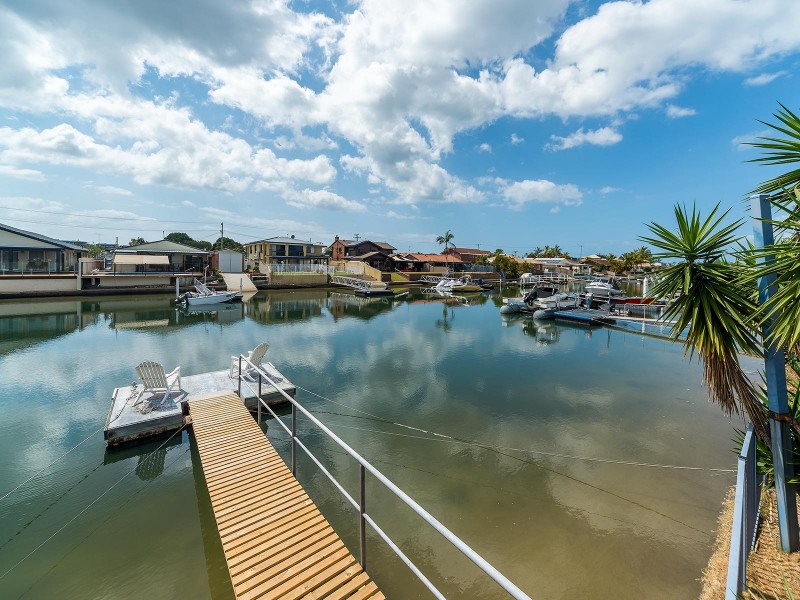 30 Walter Raleigh Crescent, Hollywell QLD 4216