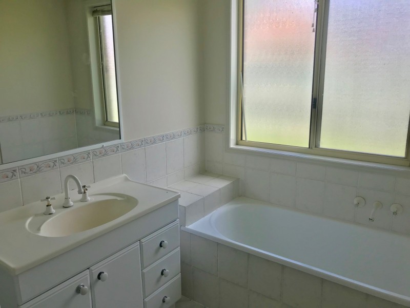 13 Gawain Drive, Ormeau QLD 4208