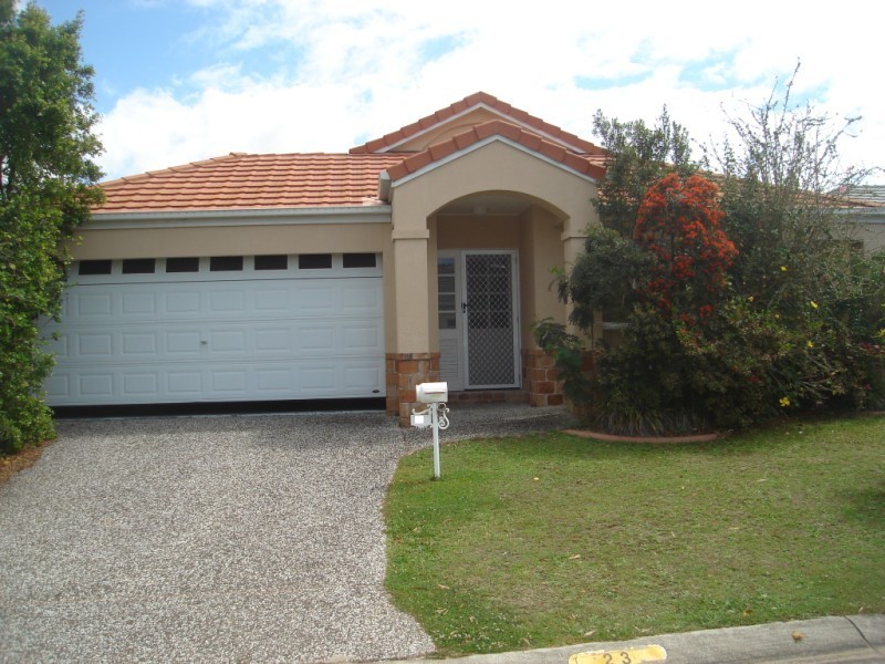 23 Leighanne Crescent, Arundel QLD 4214