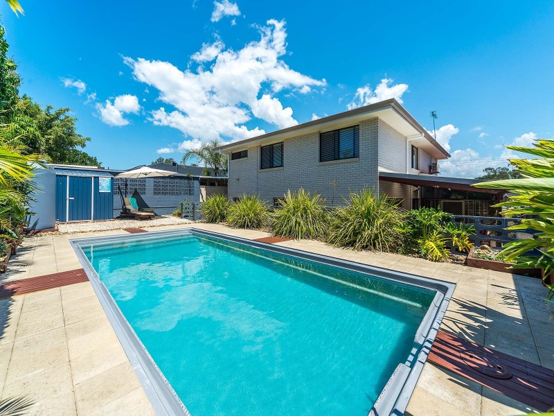 9 Clifton Street, Biggera Waters QLD 4216