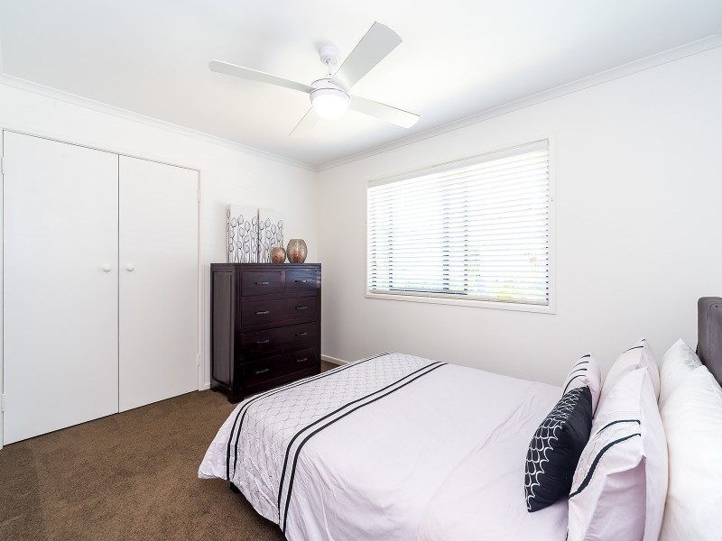 9 Clifton Street, Biggera Waters QLD 4216
